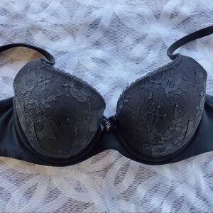 Victoria's secret bra 32DD body by Victoria lined demi bust double black lace cu